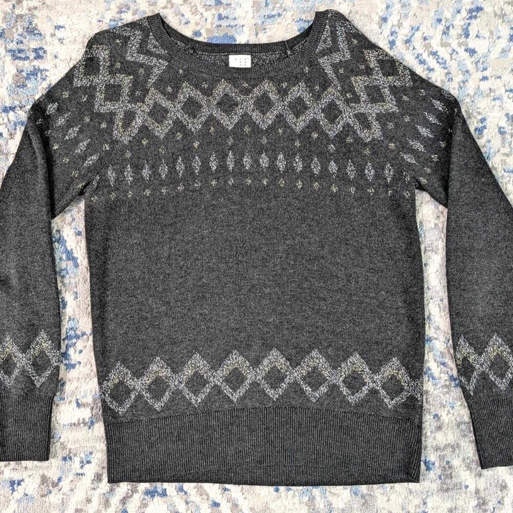 A New Day Women's Pullover Sweater - Gray with Metallic Stitching - Size Medium